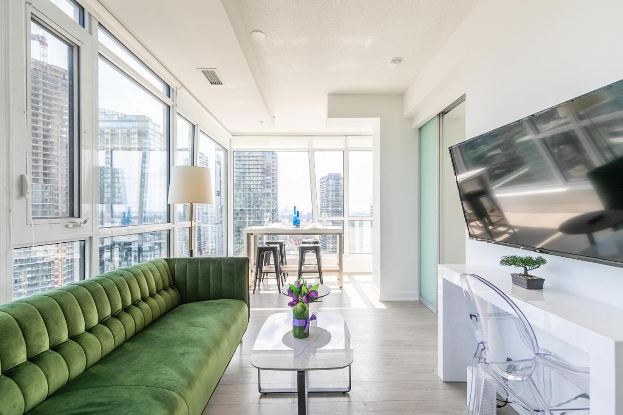 Luxury 2 Bedroom In The Heart Of Entertainment District W/ Cn Tower View Toronto Zewnętrze zdjęcie