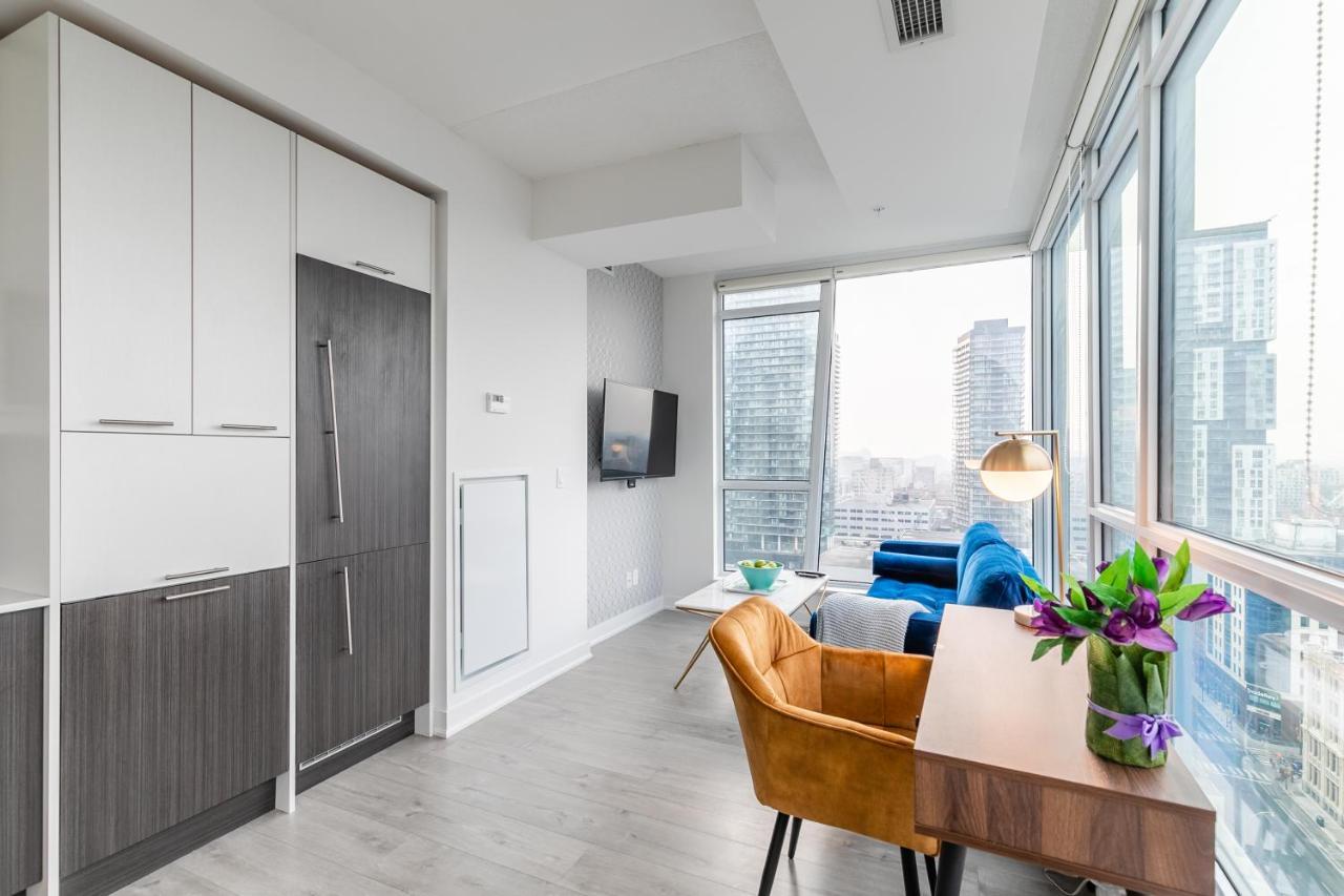 Luxury 2 Bedroom In The Heart Of Entertainment District W/ Cn Tower View Toronto Zewnętrze zdjęcie