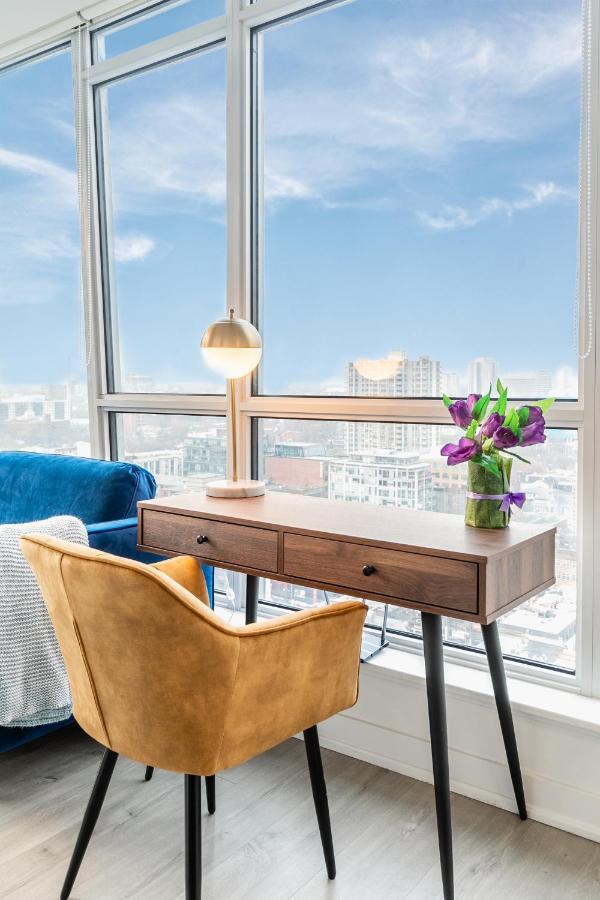 Luxury 2 Bedroom In The Heart Of Entertainment District W/ Cn Tower View Toronto Zewnętrze zdjęcie