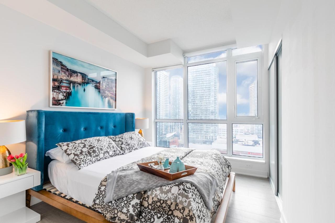 Luxury 2 Bedroom In The Heart Of Entertainment District W/ Cn Tower View Toronto Zewnętrze zdjęcie