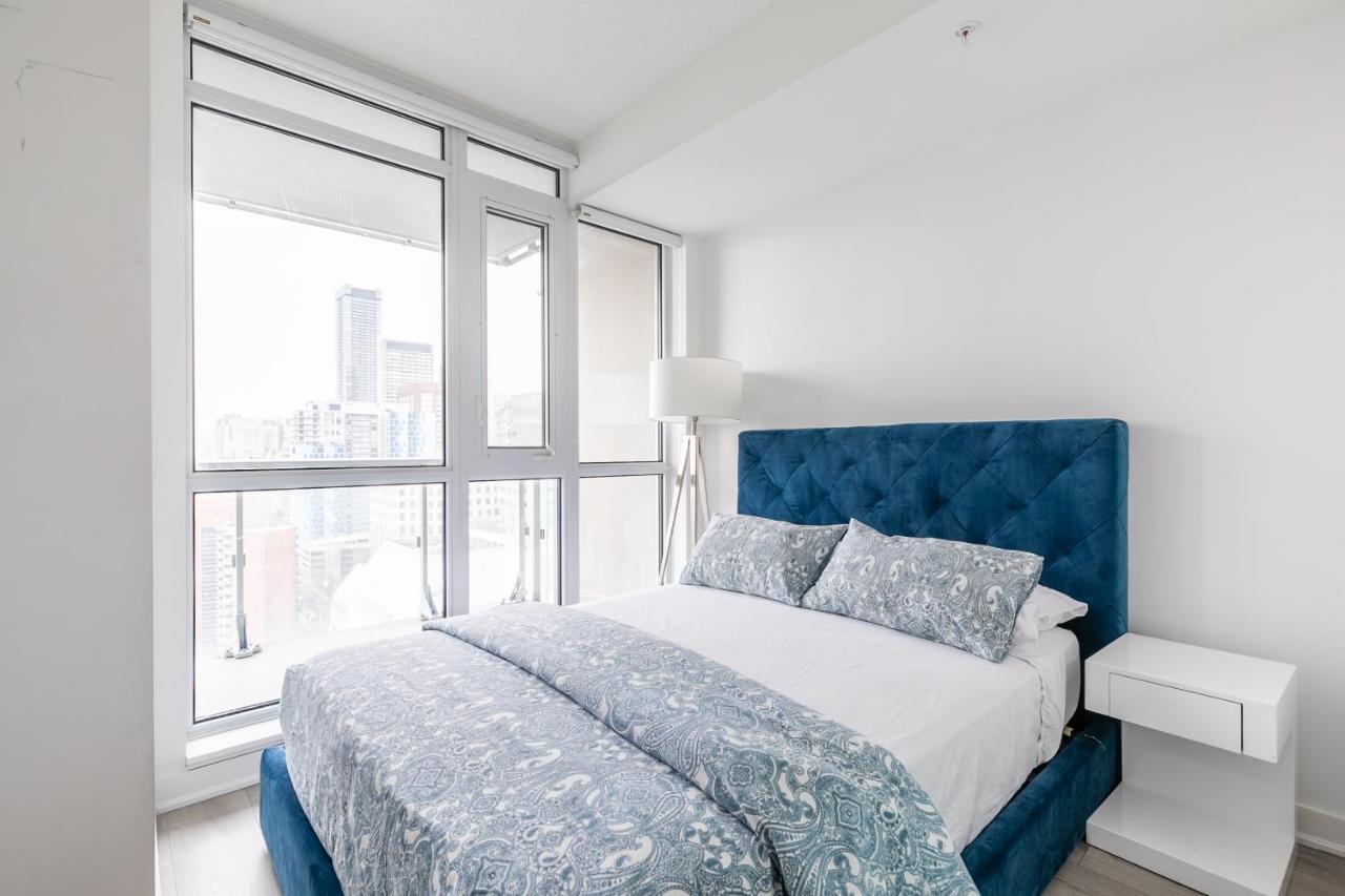 Luxury 2 Bedroom In The Heart Of Entertainment District W/ Cn Tower View Toronto Zewnętrze zdjęcie
