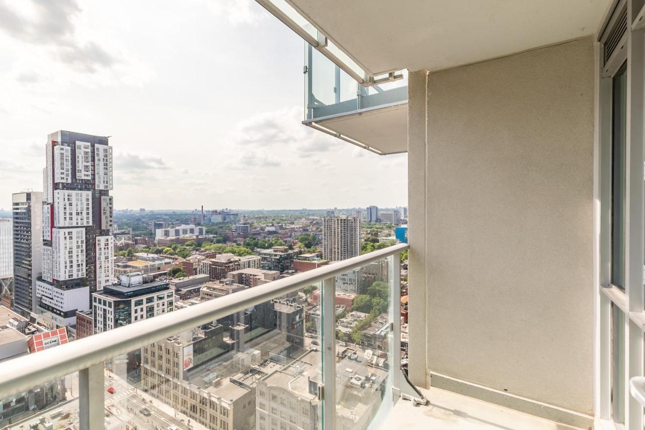 Luxury 2 Bedroom In The Heart Of Entertainment District W/ Cn Tower View Toronto Zewnętrze zdjęcie
